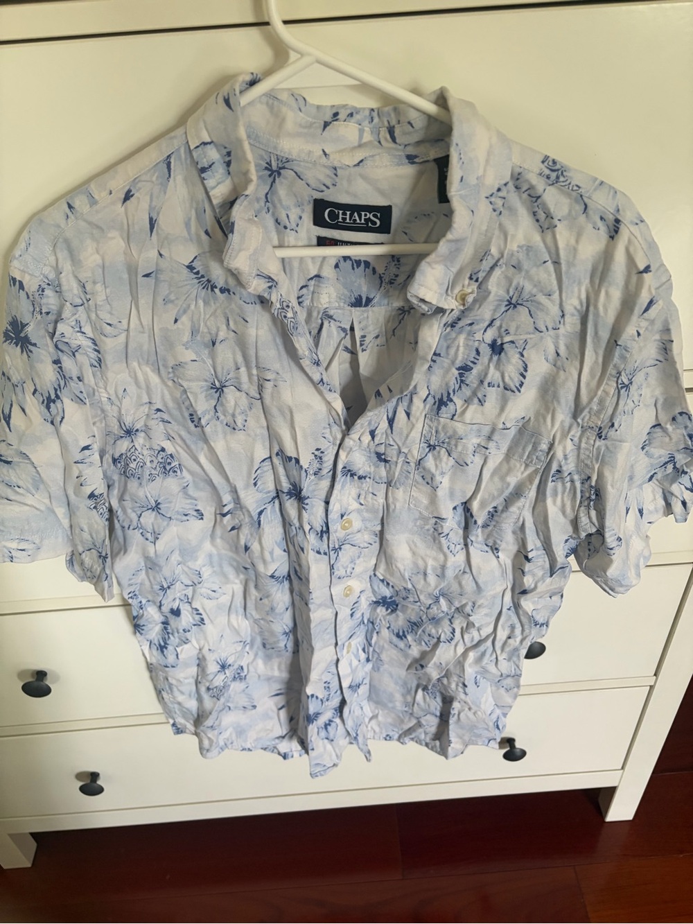Chaps White and Blue Floral Short-Sleeve Button-Down Shirt